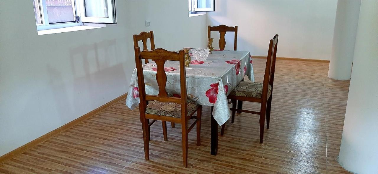 Victoria Guesthouse Kutaiszi Kültér fotó