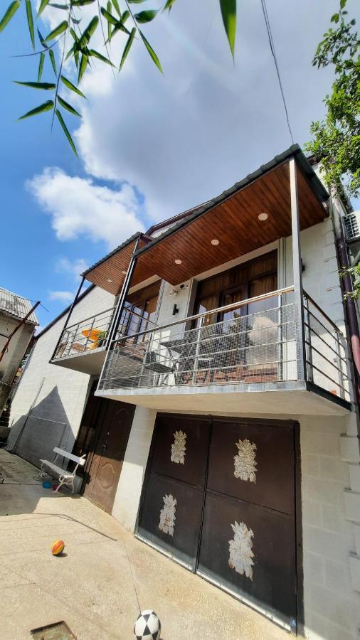 Victoria Guesthouse Kutaiszi Kültér fotó